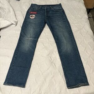 Levi's Classic Blue Straight Jeans